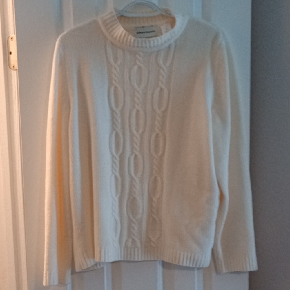 🤍 Alfred Dunner Cable Knit Sweater – Size Medium – Classic Cream Pullover